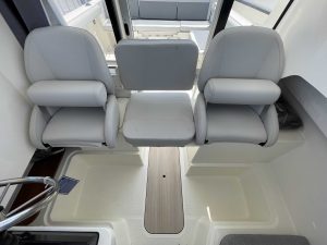 QUICKSILVER 625 PILOTHOUSE