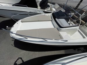 QUICKSILVER ACTIV 675 SUNDECK