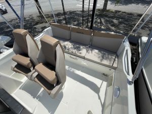 QUICKSILVER ACTIV 675 SUNDECK