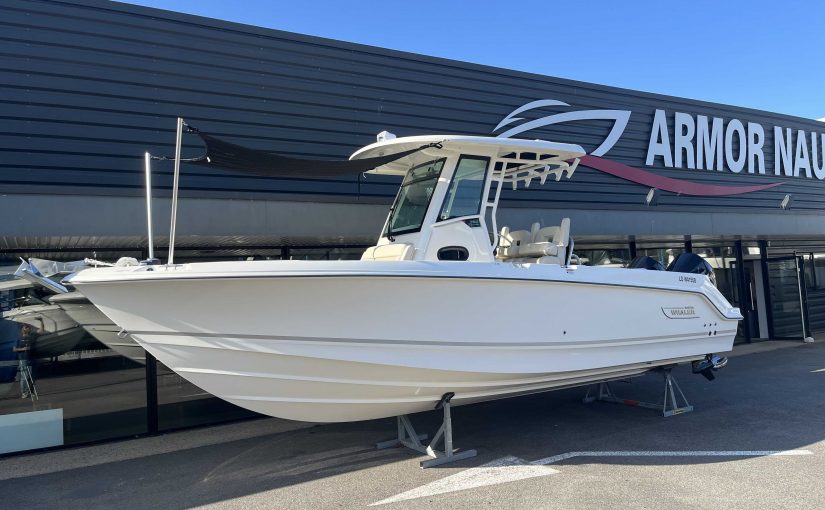 BOSTON WHALER 250 OUTRAGE