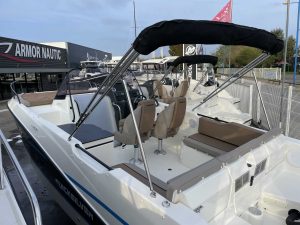 QUICKSILVER ACTIV 755 SUNDECK