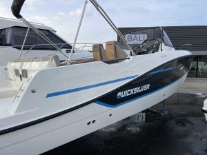 QUICKSILVER ACTIV 755 SUNDECK