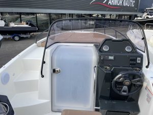 QUICKSILVER ACTIV 755 SUNDECK