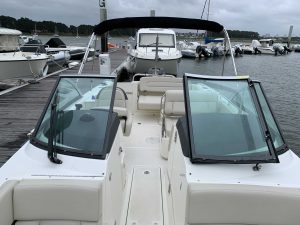 BOSTON WHALER 230 VANTAGE