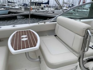 BOSTON WHALER 230 VANTAGE