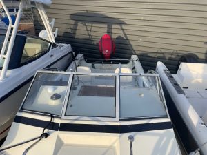 BOSTON WHALER REVENGE 22 WT